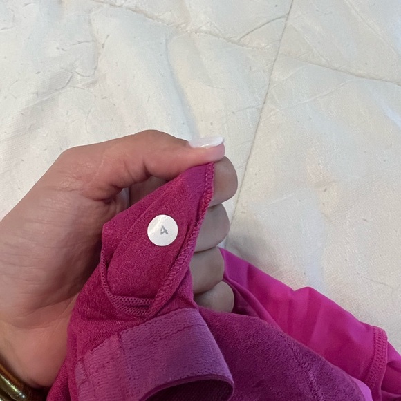 🍋 Lululemon Tank !! - Picture 4 of 4